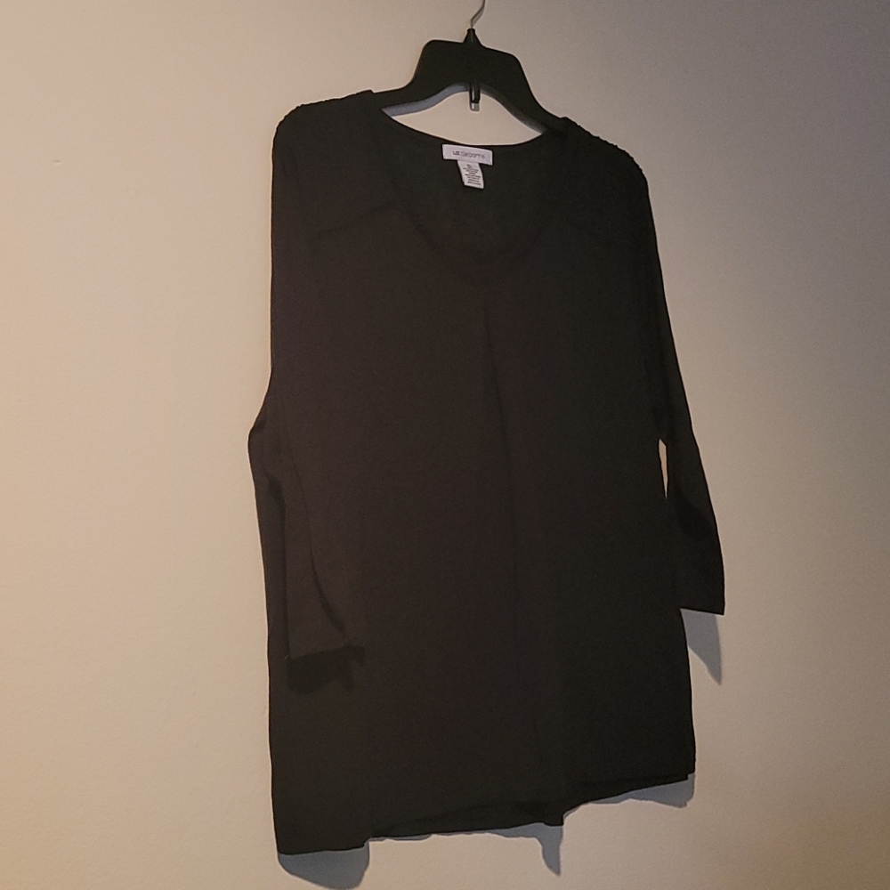 3/4 sleeve, v-neck tee shirt